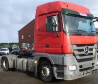 Mercedes-Benz Actros 1844 شاحنة اكتروس