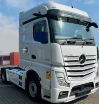 Mercedes-Benz Actros 1845 شاحنة اكتروس