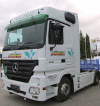 Mercedes-Benz Actros 1844 العدد شاحنتين